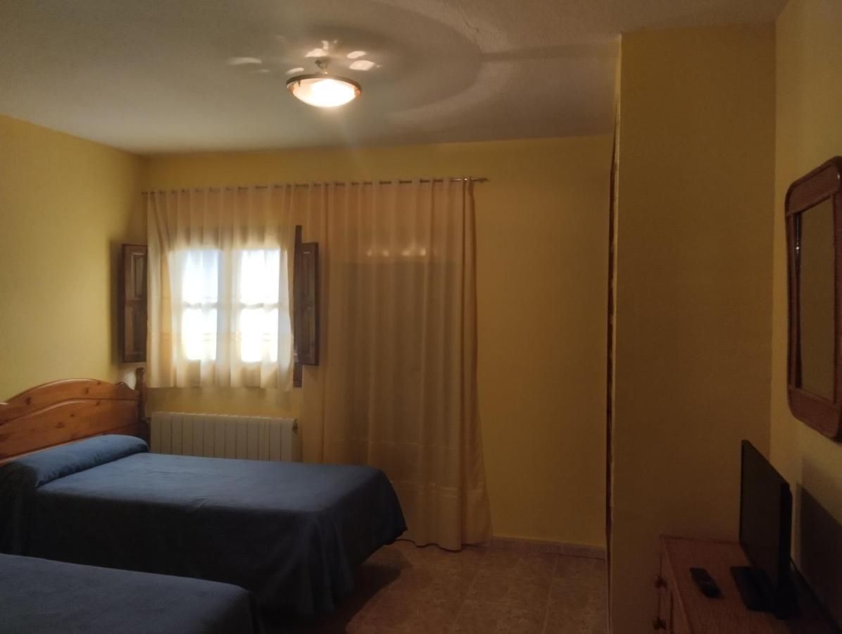 מירנדה דל קסטניאר Apartamentos Condado De Miranda מראה חיצוני תמונה